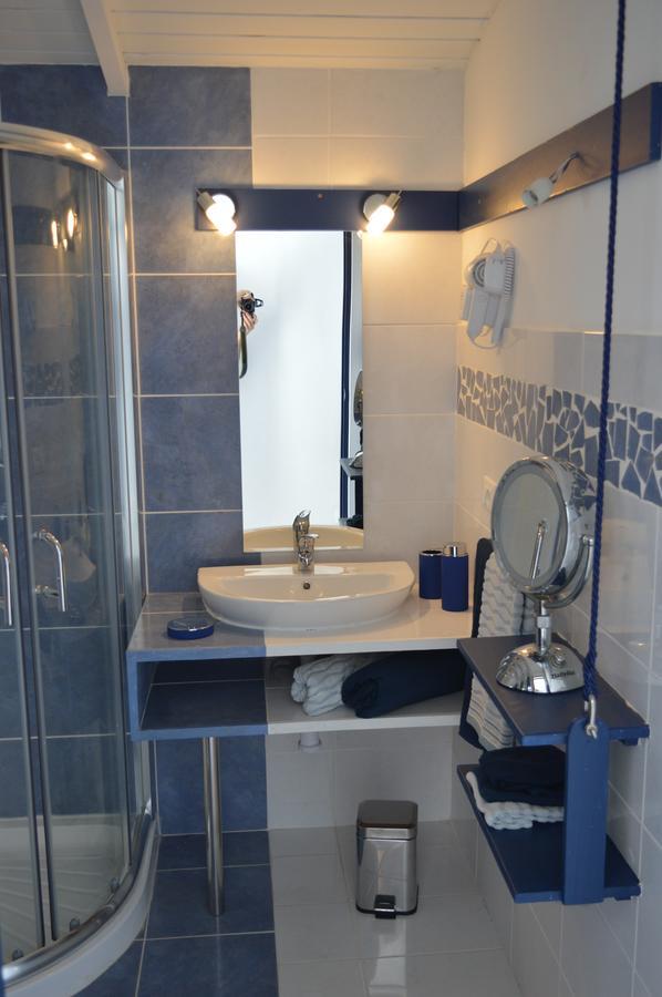 Yacht Club Sal Bed & Breakfast Palmeira Bagian luar foto
