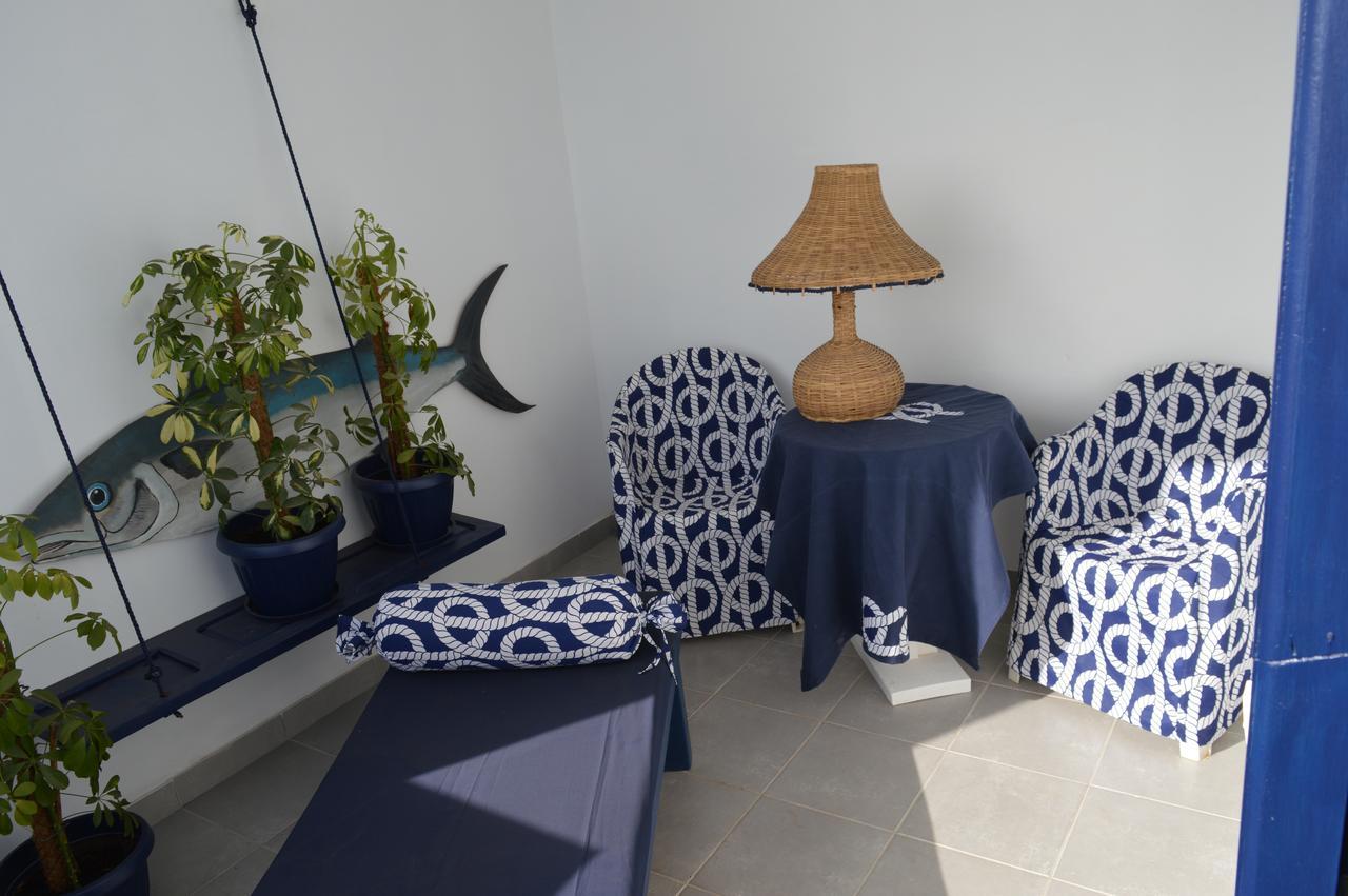 Yacht Club Sal Bed & Breakfast Palmeira Bagian luar foto