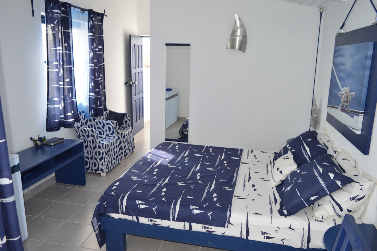 Yacht Club Sal Bed & Breakfast Palmeira Bagian luar foto