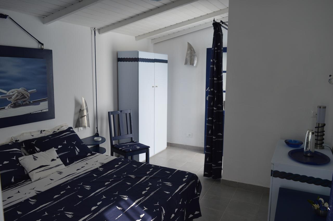 Yacht Club Sal Bed & Breakfast Palmeira Bagian luar foto