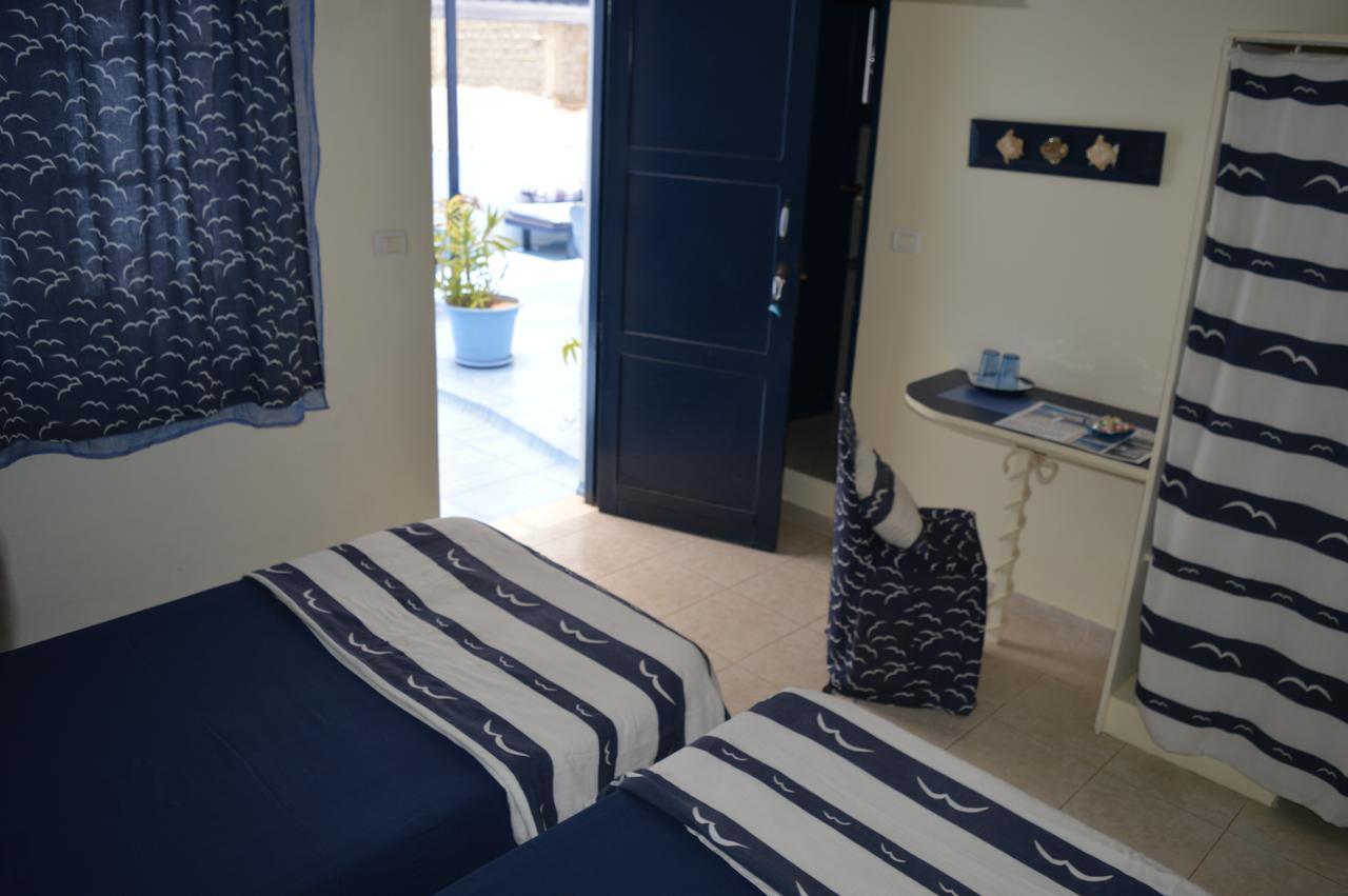 Yacht Club Sal Bed & Breakfast Palmeira Bagian luar foto